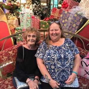 Meet your Posher, Debbie